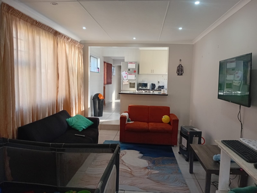 2 Bedroom Property for Sale in Greenfields Eastern Cape